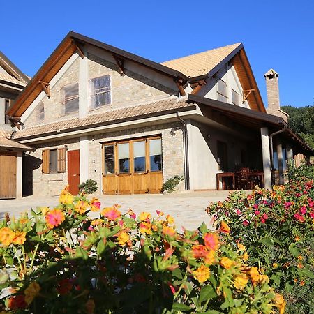 Agriturismo Pirara Sant'Angelo  Экстерьер фото